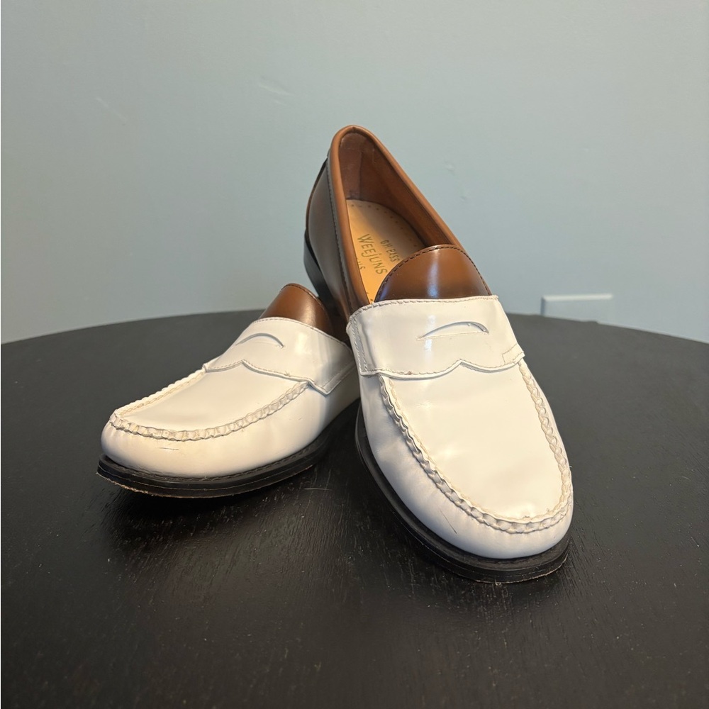 GH Bass Weejuns Men's White and Brown Color Block Penny Loafers